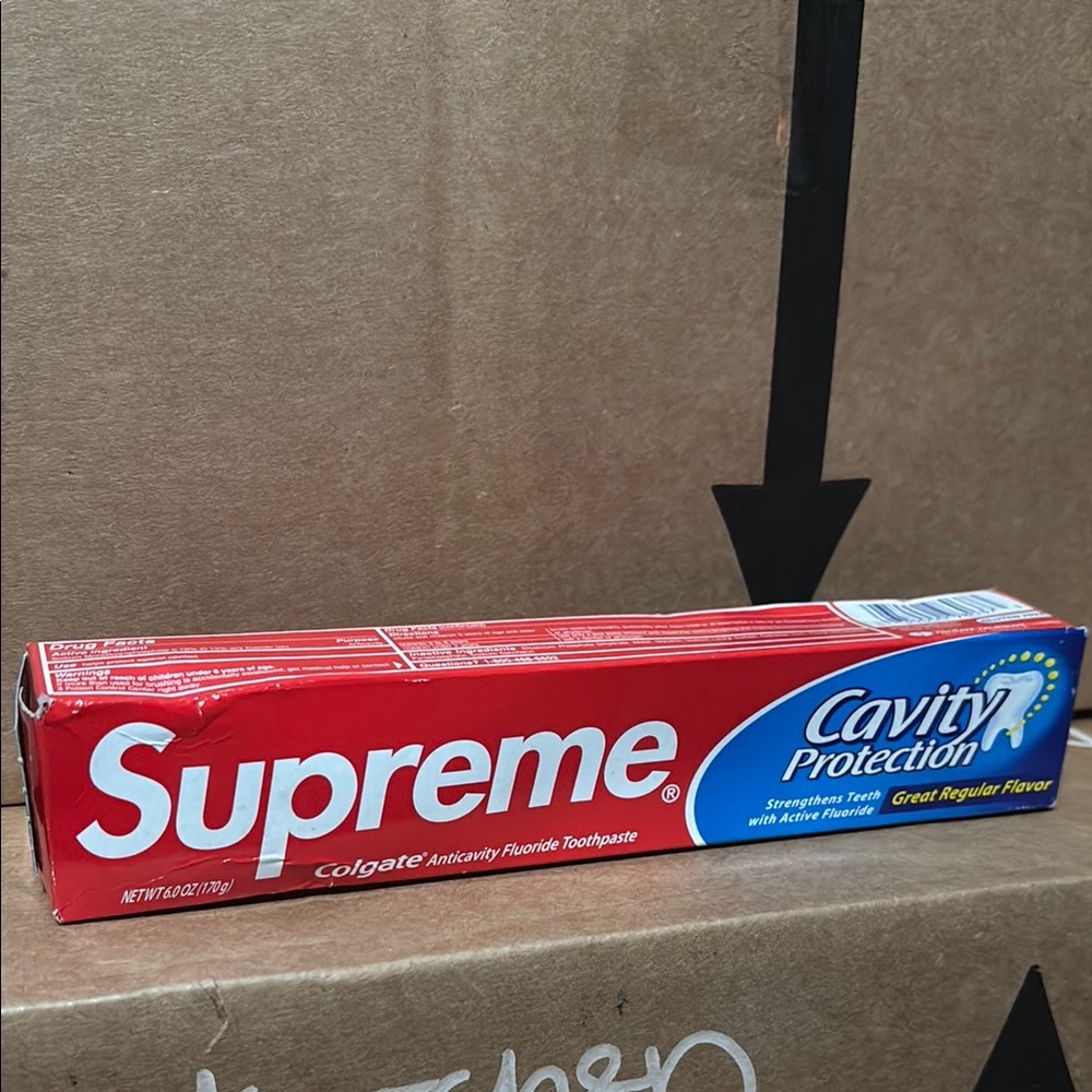 Supreme Red Toothpaste by Colgate - Picture 8 of 8